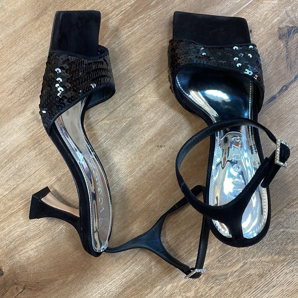 New Women’s Vicenza Sequin Heels By Anthropologie!!🔥🔥🔥 - Picture 5 of 13